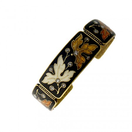Apyrankė iš sendinto žalvario, rankomis dekoruoto emale, C-32736
